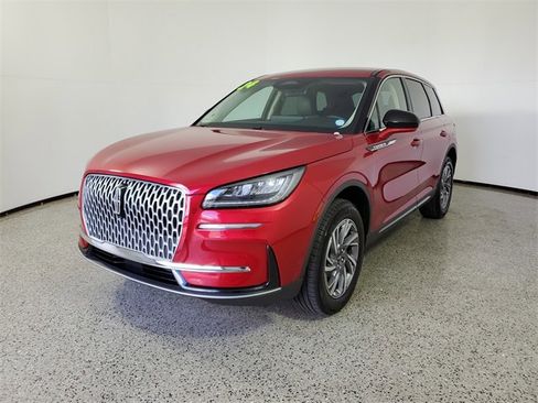 Used 2024 Lincoln Corsair FWD w/ Rear Removable Package Tray image 2