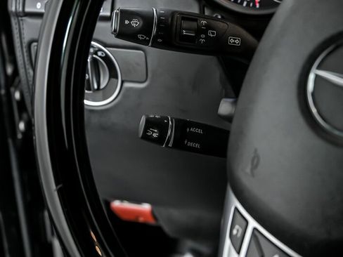Used 2016 Mercedes-Benz G 63 AMG 4MATIC image 24