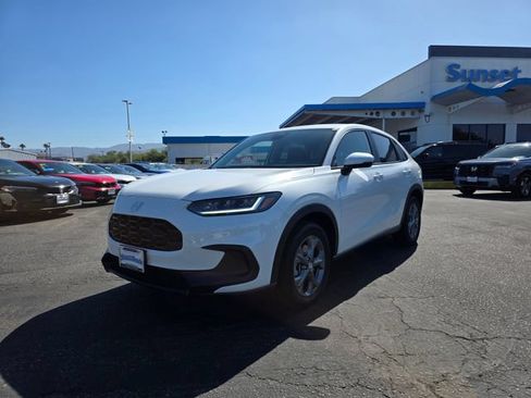 New 2027 Honda HR-V LX image 1