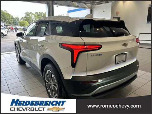 Used 2024 Chevrolet Blazer EV LT AWD/4WD image 5