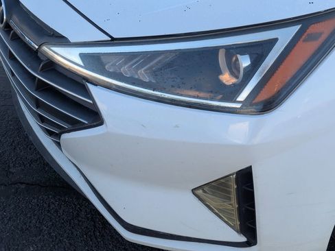 Used 2020 Hyundai Elantra SE w/ Cargo Package (C1) image 12