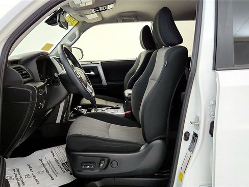 Certified 2022 Toyota 4Runner SR5 image 24