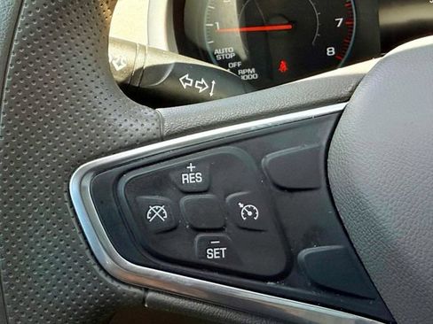 Used 2022 Chevrolet Malibu LT FWD image 24