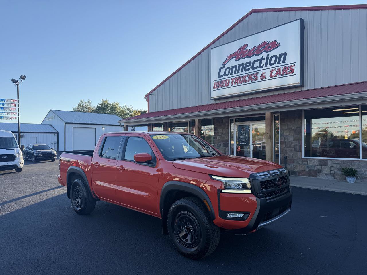 Used 2025 Nissan Frontier PRO-4X w/ Interior Protection Package AWD/4WD image 1