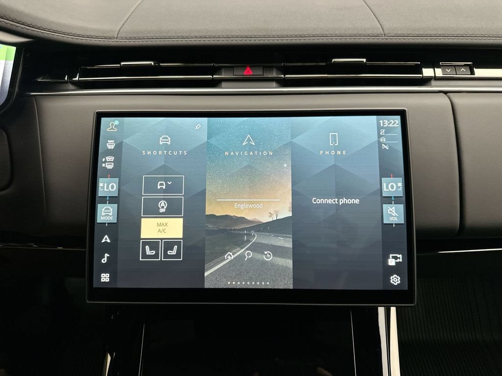 New 2027 Land Rover Range Rover Sport SE AWD/4WD image 13