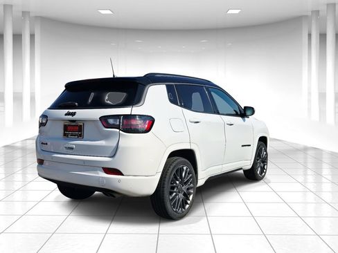 Used 2022 Jeep Compass High Altitude image 3