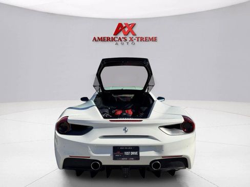 Used 2018 Ferrari 488 GTB image 46