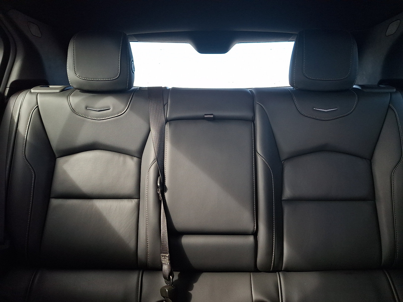 Used 2024 Cadillac XT4 Premium Luxury AWD/4WD image 15
