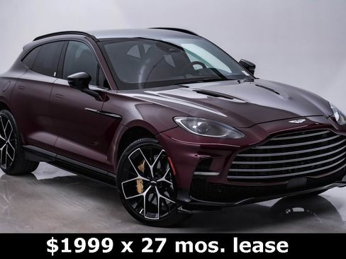 Used 2025 Aston Martin DBX 707 image 3