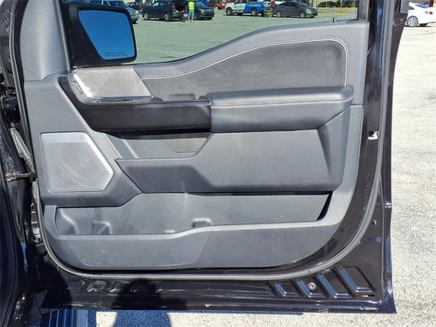 Used 2024 Ford F150 Lightning Platinum image 15