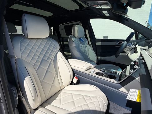 New 2026 Genesis GV80 3.5T Prestige image 17
