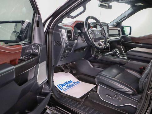 Used 2022 Ford F150 Lariat w/ Equipment Group 502A High image 4