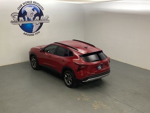 New 2026 Chevrolet Trax LT w/ Driver Confidence Package image 13