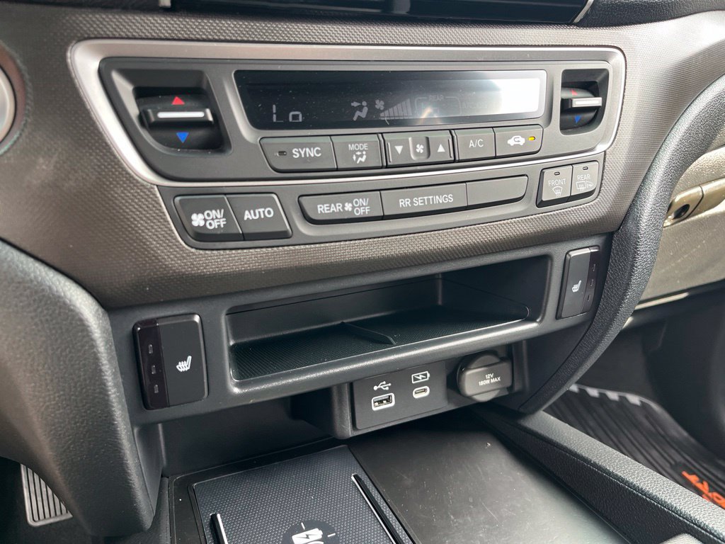 Certified 2025 Honda Passport TrailSport image 24