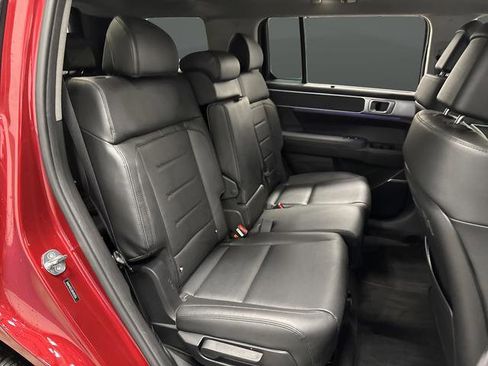 Used 2024 Hyundai Santa Fe Limited image 34