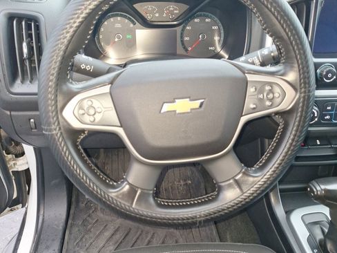 Used 2017 Chevrolet Colorado LT w/ LT Convenience Package image 10