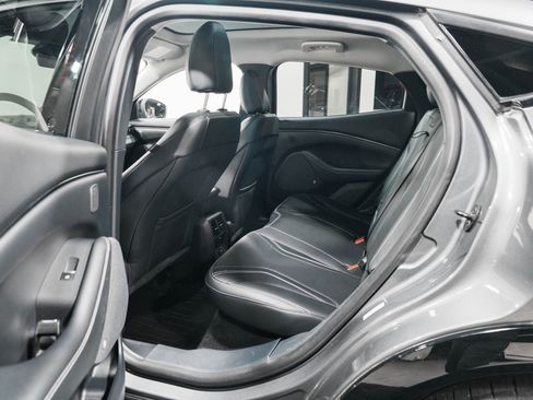 Used 2021 Ford Mustang Mach-E Premium image 31