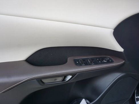 Used 2023 Lexus RX 350 Premium w/ Cold Area Package AWD/4WD image 4