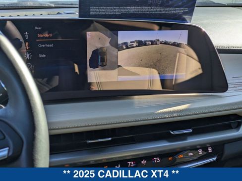 Used 2025 Cadillac XT4 Premium Luxury image 31