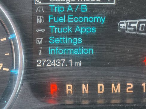Used 2011 Ford F150 XLT w/ XLT Chrome Pkg AWD/4WD image 8