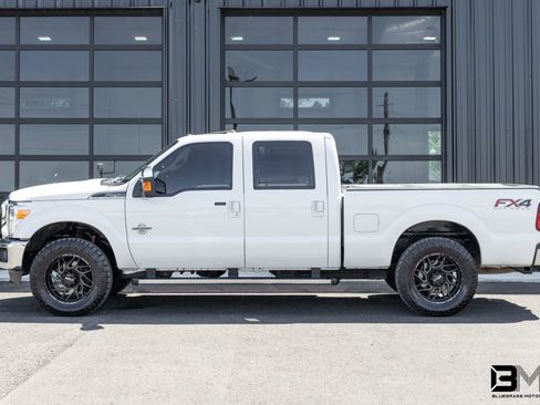 Used 2015 Ford F250 Lariat w/ Lariat Ultimate Package AWD/4WD image 4