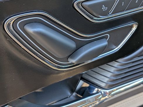 Used 2022 Lincoln Corsair FWD image 23