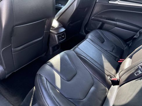 Used 2014 Ford Fusion Titanium image 14