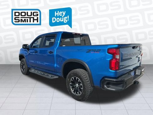 Used 2022 Chevrolet Silverado 1500 ZR2 w/ Technology Package AWD/4WD image 4