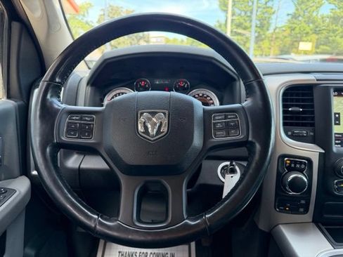 Used 2019 RAM 1500 Classic SLT w/ Black Appearance Group AWD/4WD image 21