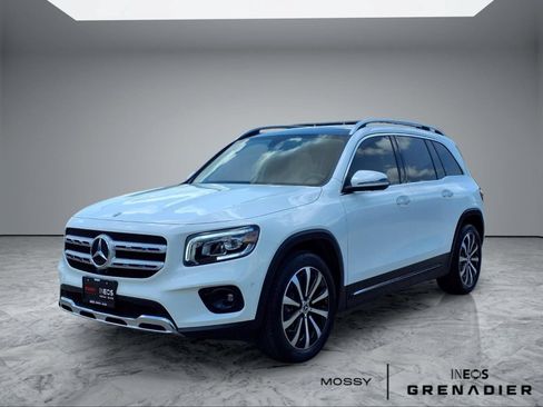 Used 2023 Mercedes-Benz GLB 250 image 4