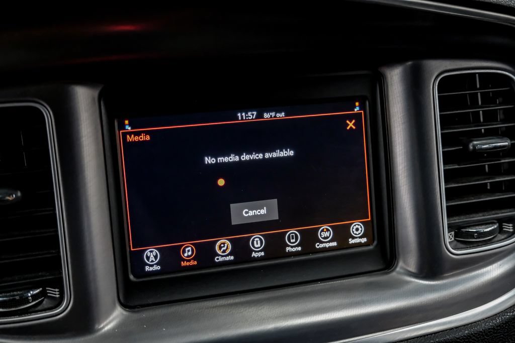 Used 2022 Dodge Charger SXT RWD image 30