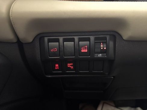 Used 2019 Subaru Ascent Touring w/ Popular Package #2A image 22