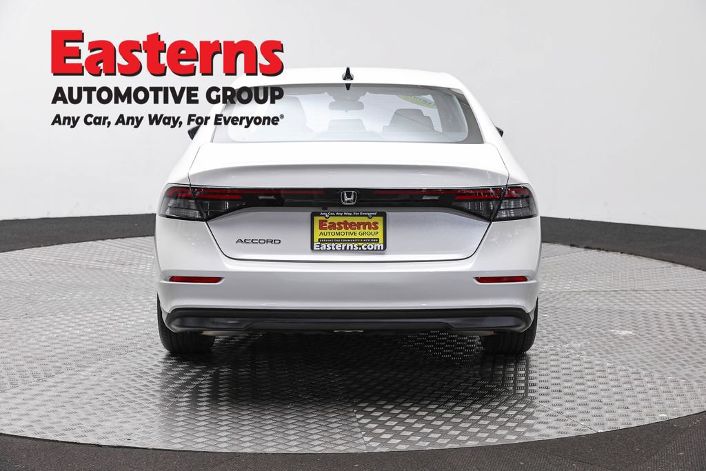 Used 2025 Honda Accord SE image 8
