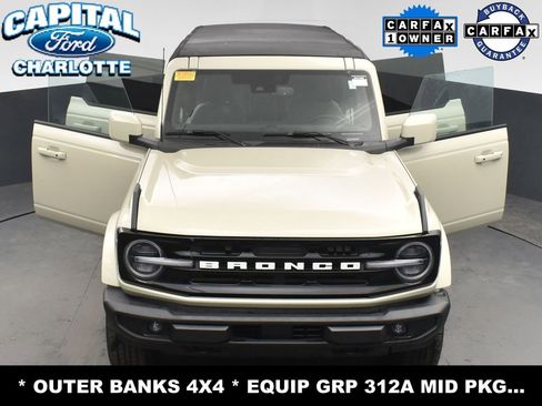 Used 2025 Ford Bronco Outer Banks image 35