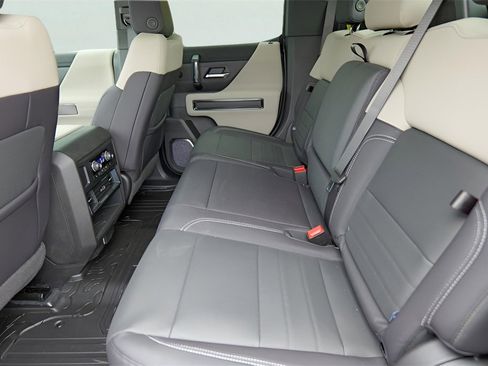 New 2026 GMC Hummer EV 2X image 23