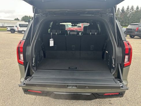 New 2025 Ford Expedition Tremor image 25