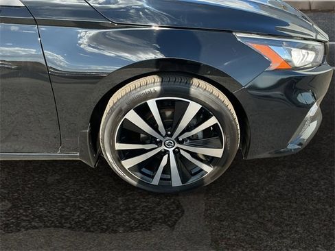 Used 2020 Nissan Altima 2.5 SR w/ Premium Package image 36