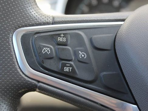 Used 2021 Chevrolet Malibu LS image 16