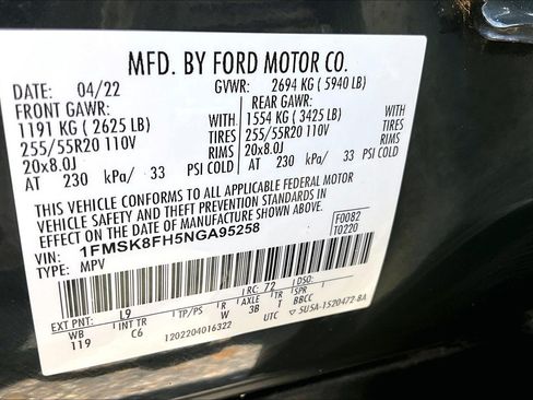 Certified 2022 Ford Explorer Limited w/ Equipment Group 301A AWD/4WD image 33