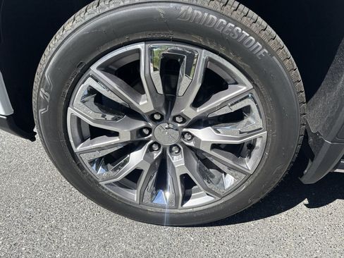 New 2026 GMC Sierra 1500 Denali AWD/4WD image 8