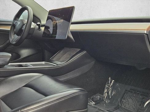 Used 2023 Tesla Model 3 Standard Range RWD image 22