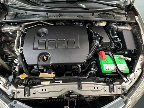 Used 2015 Toyota Corolla LE FWD image 22
