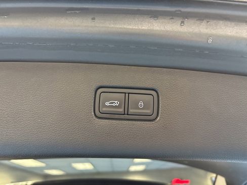 Used 2024 Genesis GV80 2.5T image 12