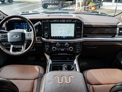 Used 2024 Ford F450 King Ranch w/ FX4 Off-Road Package image 14