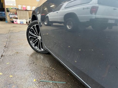 Used 2016 Toyota Corolla S image 29