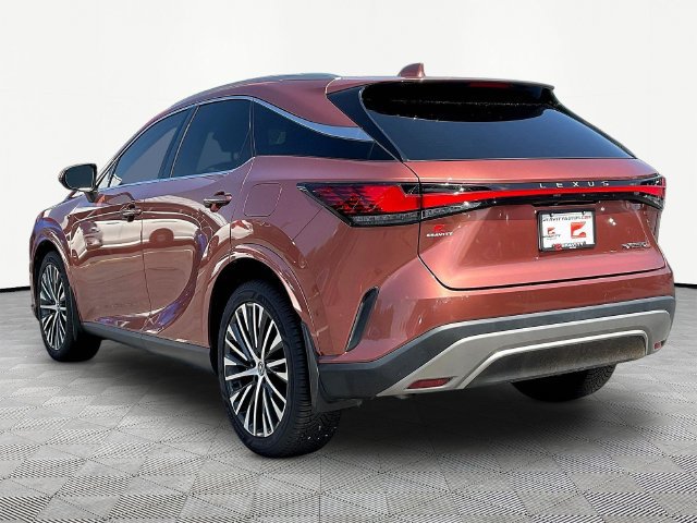 Used 2023 Lexus RX 350 Premium Plus w/ Cold Area Package FWD image 5