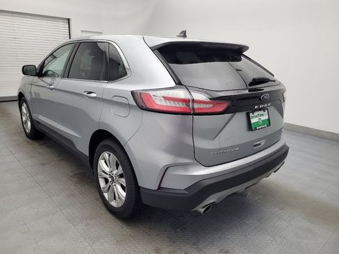 Used 2024 Ford Edge Titanium image 5