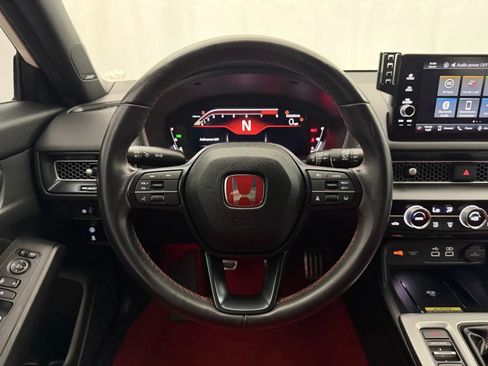 Used 2023 Honda Civic Type R image 13