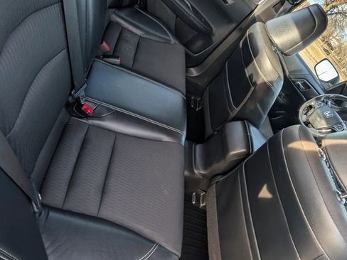 Used 2017 Honda Accord Sport image 9