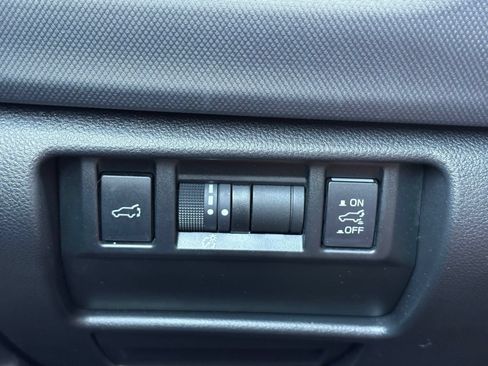 Certified 2025 Subaru Forester Premium w/ Convenience Package #2 AWD/4WD image 17